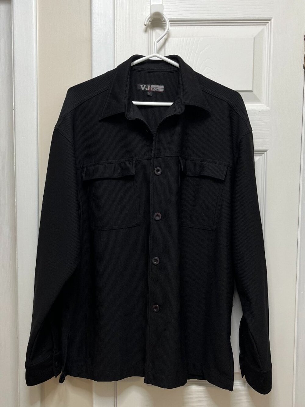 MEN'S BLACK RIBBED VJ & CO. BUTTON DOWN SHIRT - SIZE L